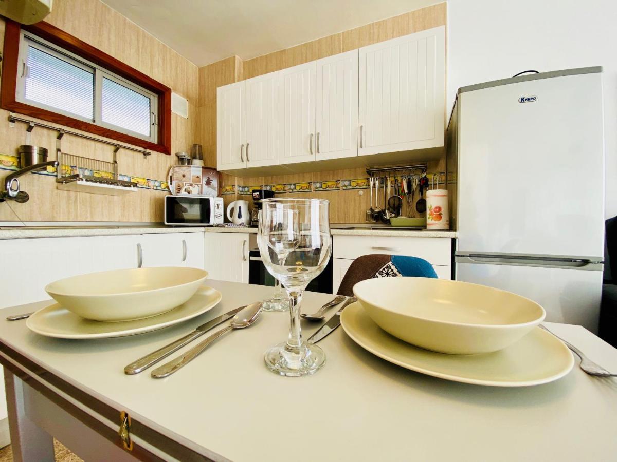 Orange And White Apartment In Yumbo San Bartolomé Exteriör bild