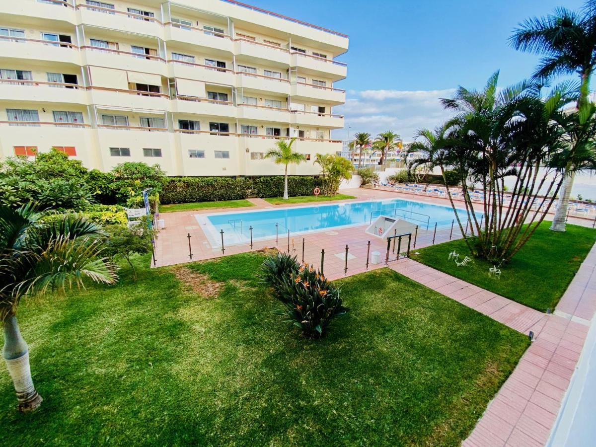 Orange And White Apartment In Yumbo San Bartolomé Exteriör bild