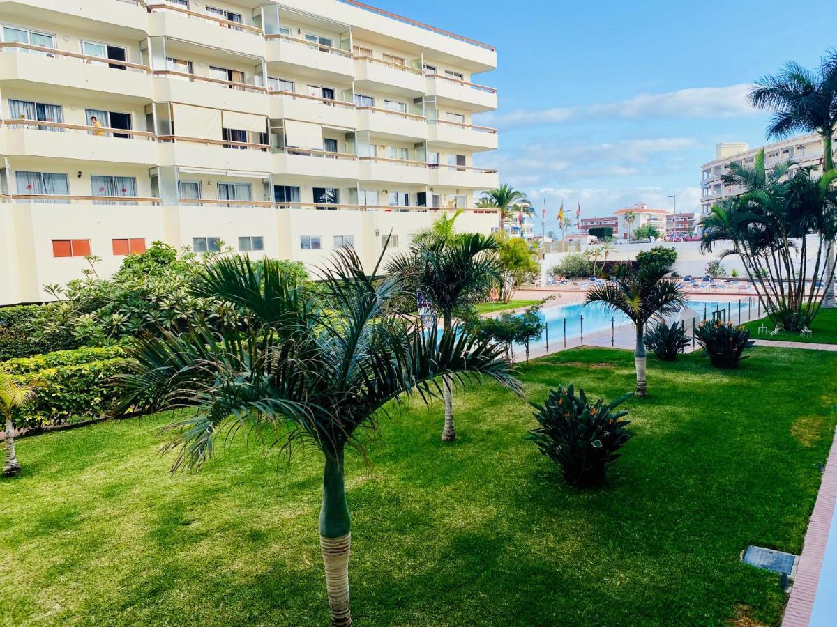 Orange And White Apartment In Yumbo San Bartolomé Exteriör bild