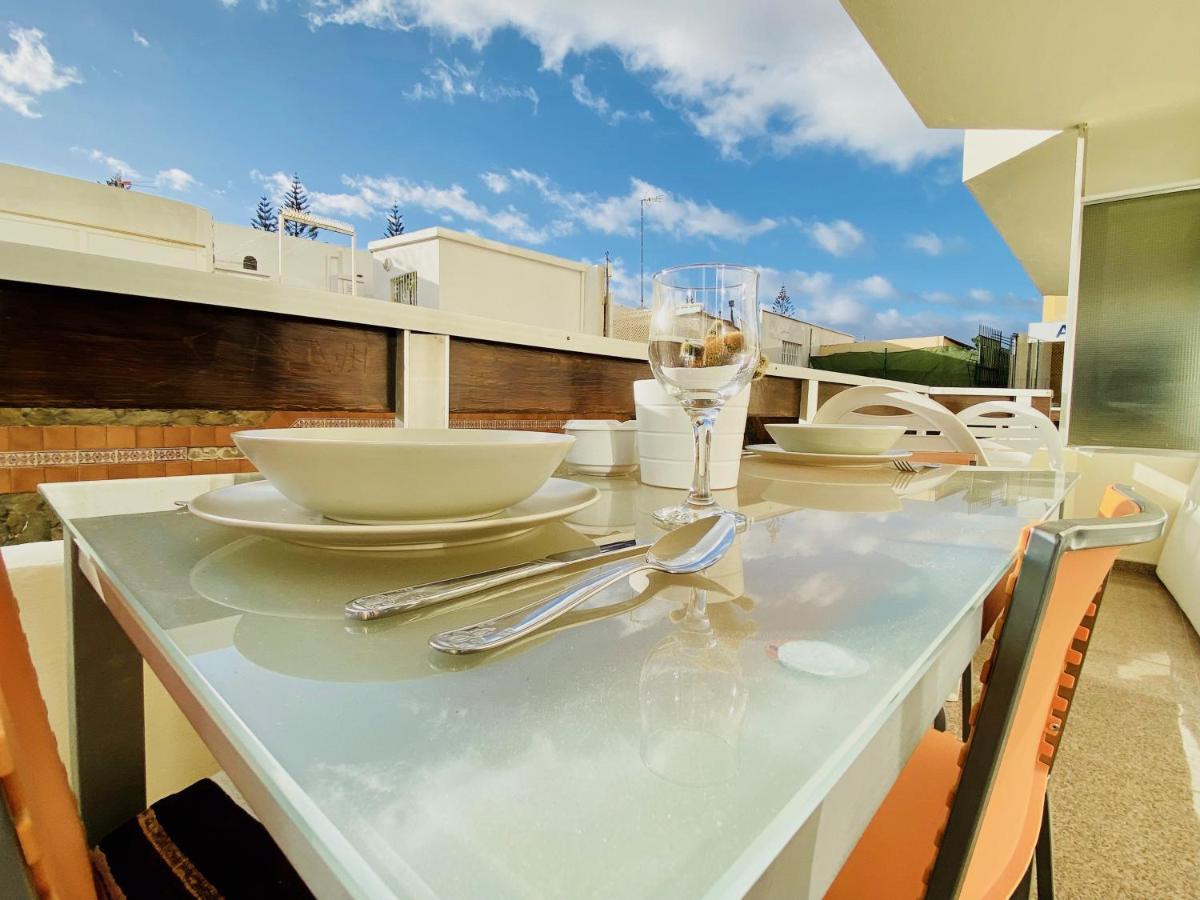 Orange And White Apartment In Yumbo San Bartolomé Exteriör bild