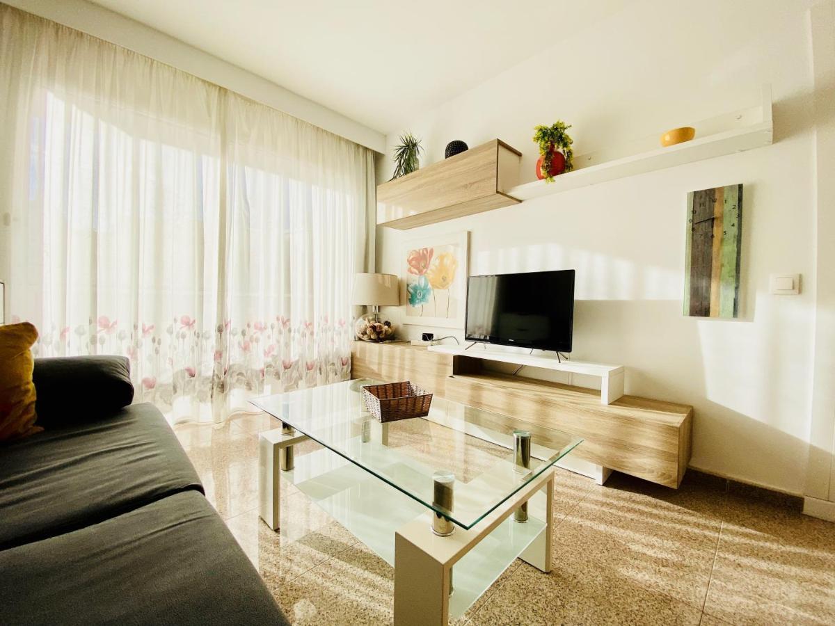 Orange And White Apartment In Yumbo San Bartolomé Exteriör bild